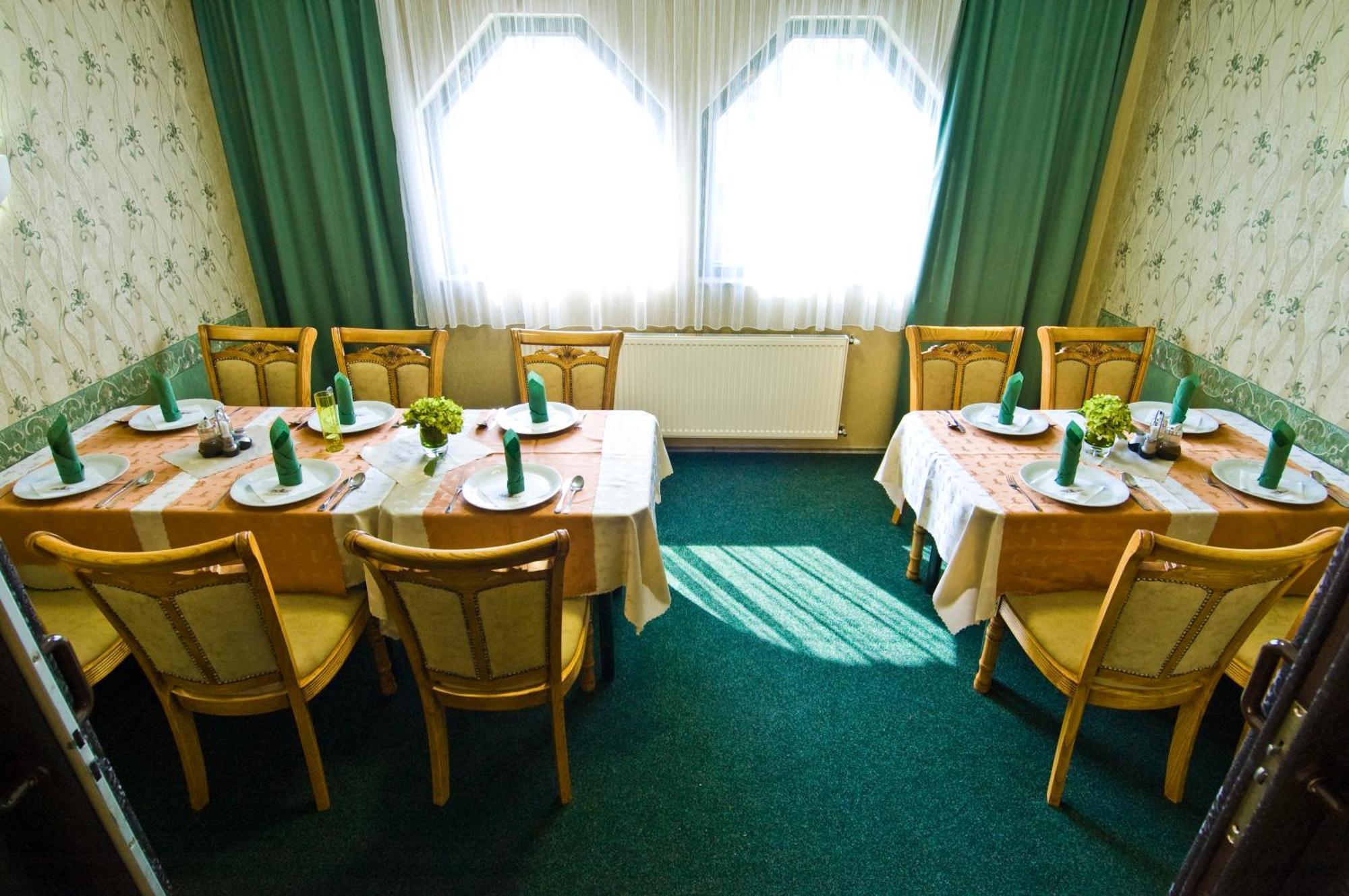 Hotel Relax U Drsu Tábor Buitenkant foto